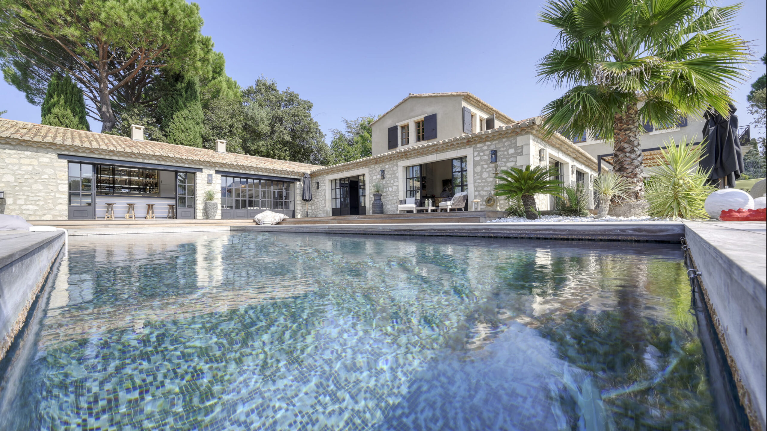 Location Mas de luxe Crocodile avec piscine à Saint-Rémy-de-Provence | Mas Amor
