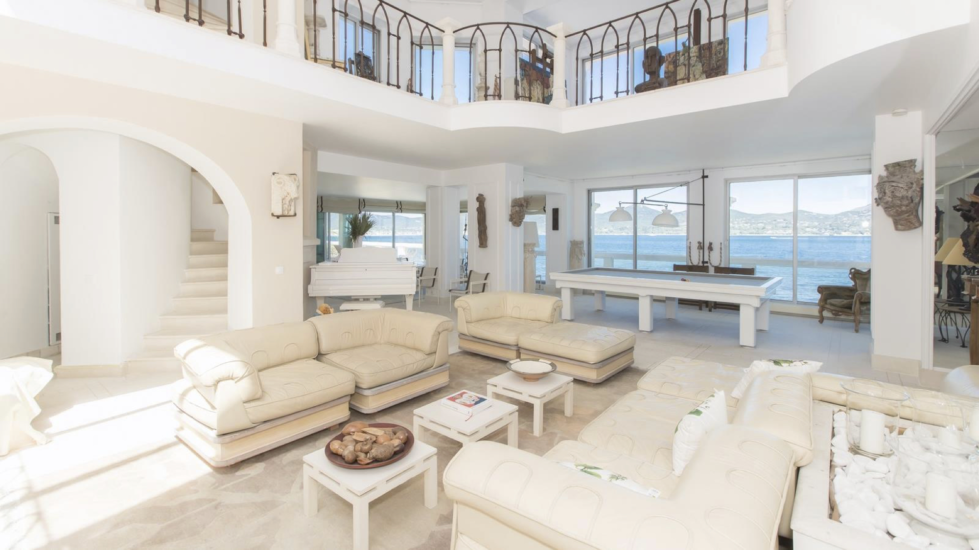Villa de la Plage Luxury Villa in French Riviera Beach Villa Luxury Villa