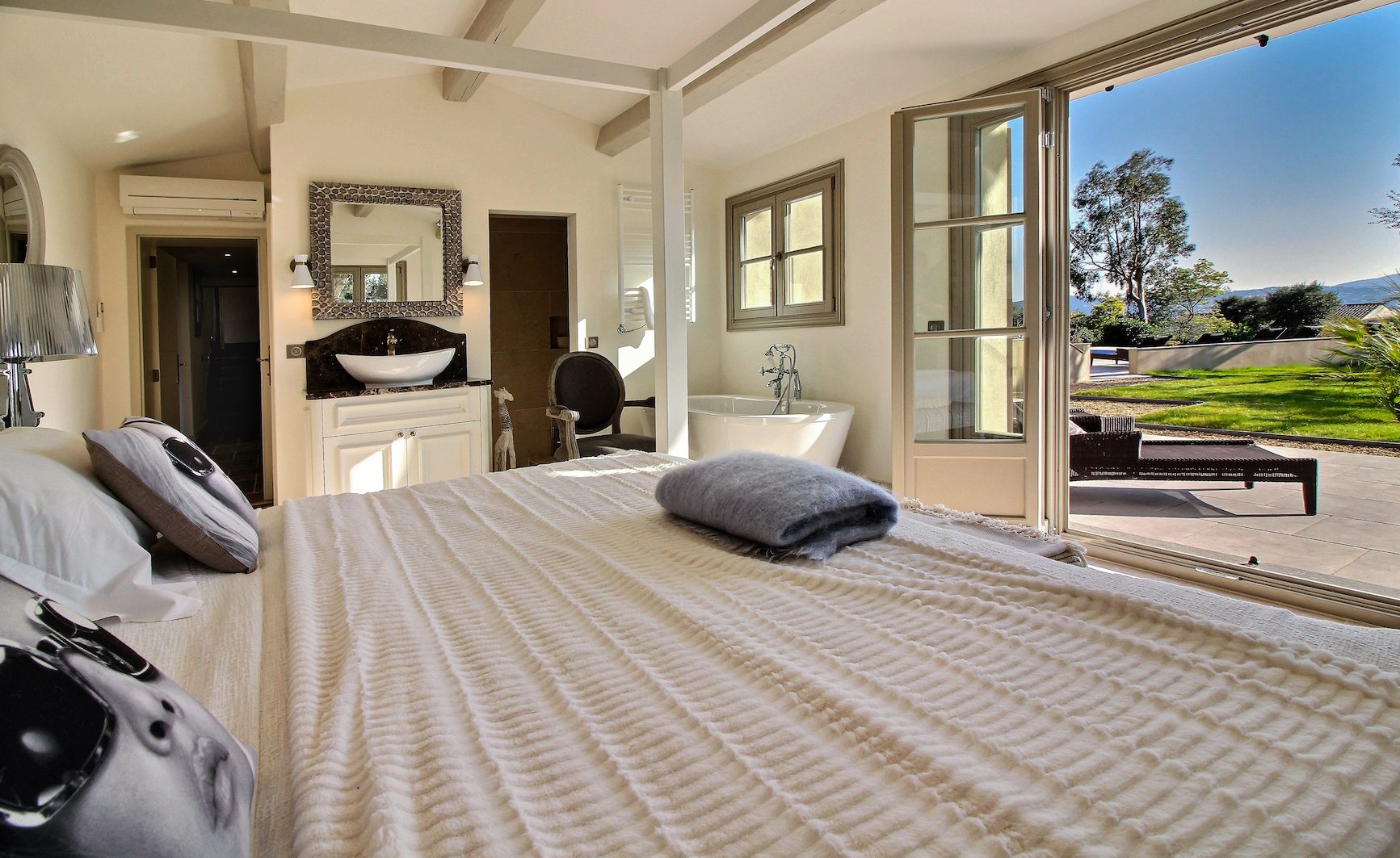 Villa Palomba Luxury Villa in South Of France