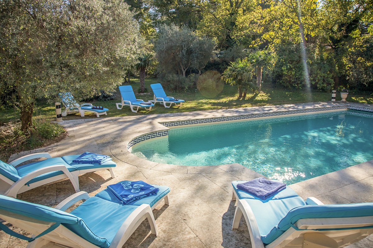Mas Lucie Charming Villa in Provence
