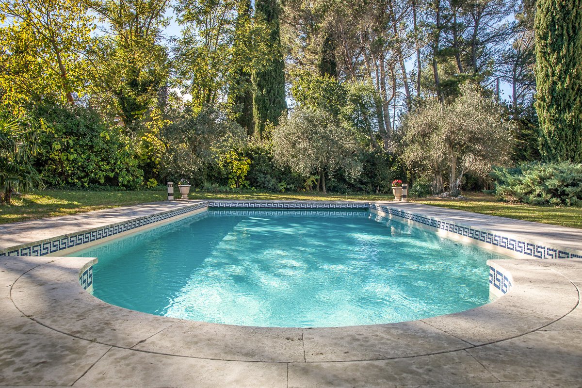 Mas Lucie Charming Villa in Provence